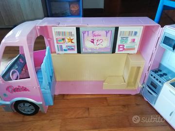 camper Barbie 