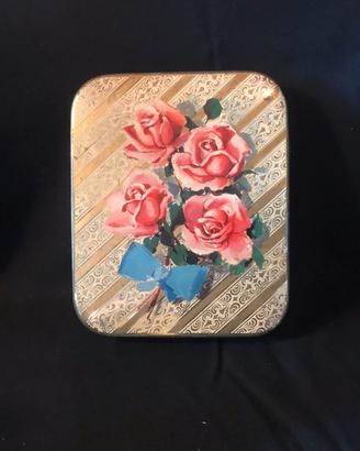 scatola in metallo vintage