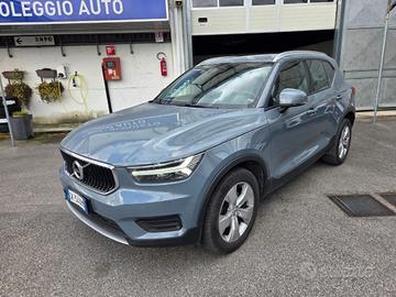 VOLVO XC40 B4 AWD automatico Plus