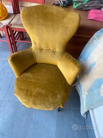N 2 Poltroncine antiquariato