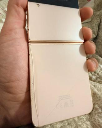 Samsung Z flip4 265G