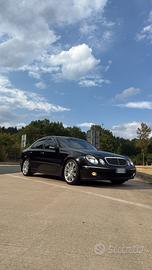 Mercedes E280