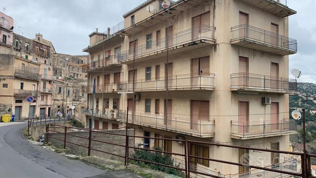 Appartamento a Modica (RG) - Modica Alta