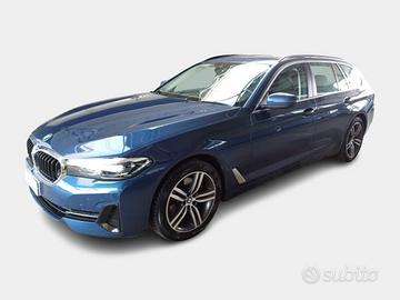 BMW 520 XDRIVE BUSINESS AUTO MH48V TOURING STATION