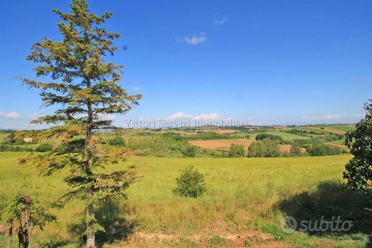 Cortona (AR), casa di campagna con terreno - Altro