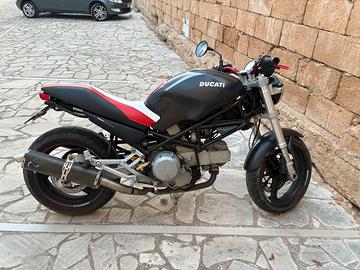 Ducati monster 600