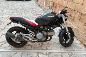 Ducati monster 600