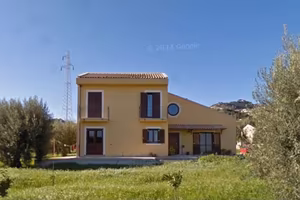Esclusiva proprietà con vista mare a 1 km da Avola