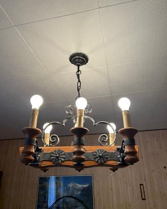 Lampadari in legno in stile rustico