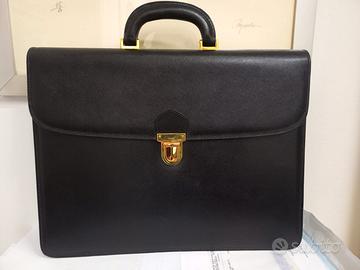 24 ore uomo Prada pelle  nera