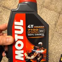 Olio motore per moto motul 7100 20w50