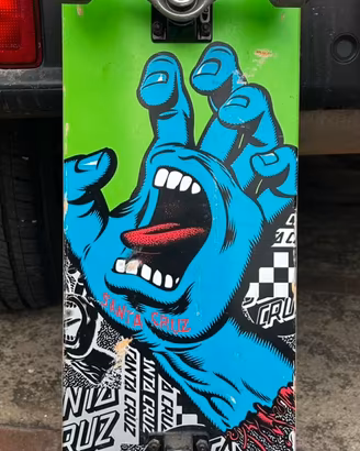 Skate completo SANTA CRUZ 8.0 Screaming Hand