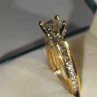 Anello per donna Diamanti ed Oro 18 Kt. filled