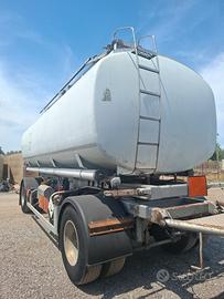 rimorchio cisterna carburanti o acqua