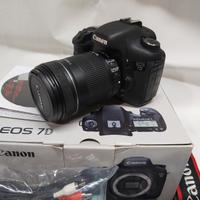 Canon 7D e ob. 18-135 pochi scatti prezzo ridotto