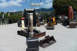 Miniescavatore BOBCAT X325