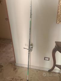 canna da pesca  Shimano con mulinello 