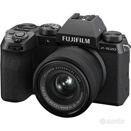 Fujifilm X-S20 + XC 15-45 Kit