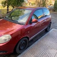 Lancia y 1.4 GPL