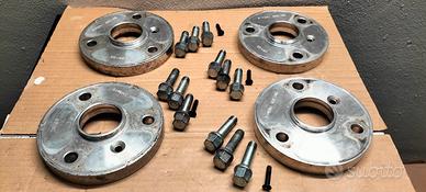 Distanziali Ruote + Bulloni per Smart 451
