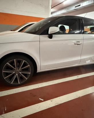 Audi A1 sportback 1.6 TDI 116 CV S tronic 2015
