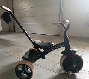 triciclo leggero e resistente 