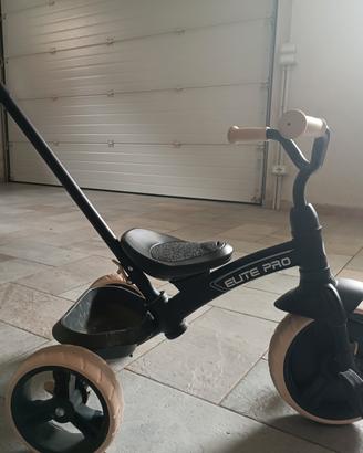 triciclo leggero e resistente 