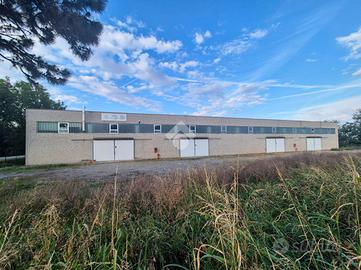 CAPANNONE A PODENZANO