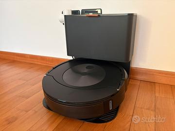 iRobot Roomba j7+ Combo