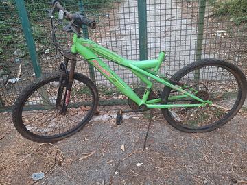 Bicicletta Pacific Stunt | Da restaurare o per ric