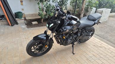 Yamaha MTN 690