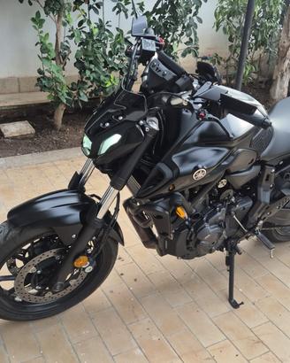 Yamaha MTN 690