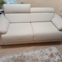 Divano letto come nuovo 
