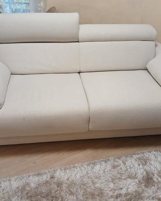 Divano letto come nuovo 
