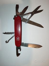 Victorinox Mountaineer 