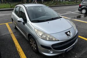 Peugeot 207 1.4 Sport eco-Gpl - Solo commercianti