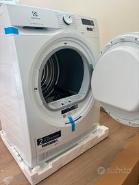 Asciugatrice 600 gentle care 8kg - EW6HT13C