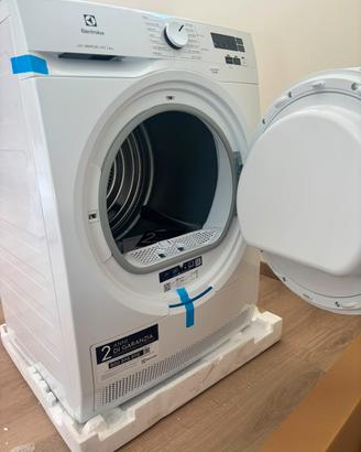 Asciugatrice 600 gentle care 8kg - EW6HT13C