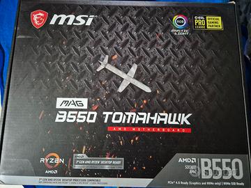 Scheda madre Tomahawk con Cpu ram dissipatore liq