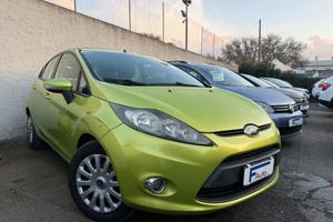 Ford Fiesta 1.4 TDCi 68CV 5 porte,radio,clima,coma