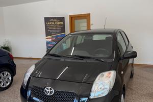 Toyota Yaris 1.3 5 porte Sol