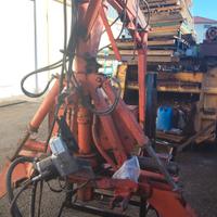 caricatore posteriore trattore 