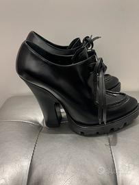 Stivali neri Prada da donna