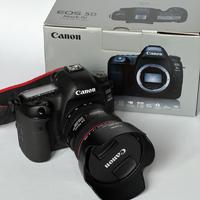 Canon 5D Mark IV