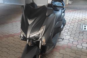 scooter 400 xmax