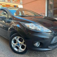 Ford Fiesta 1.4 TDCi 70CV 5 porte Titanium