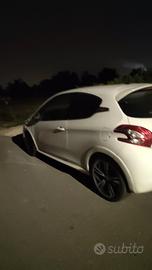 Peugeot 208 gti 