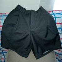 pantaloncini eleganti 