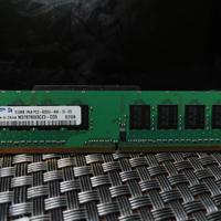 2 Memorie RAM Samsung 512 MB
