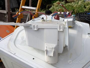 Cassetto lavatrice Indesit